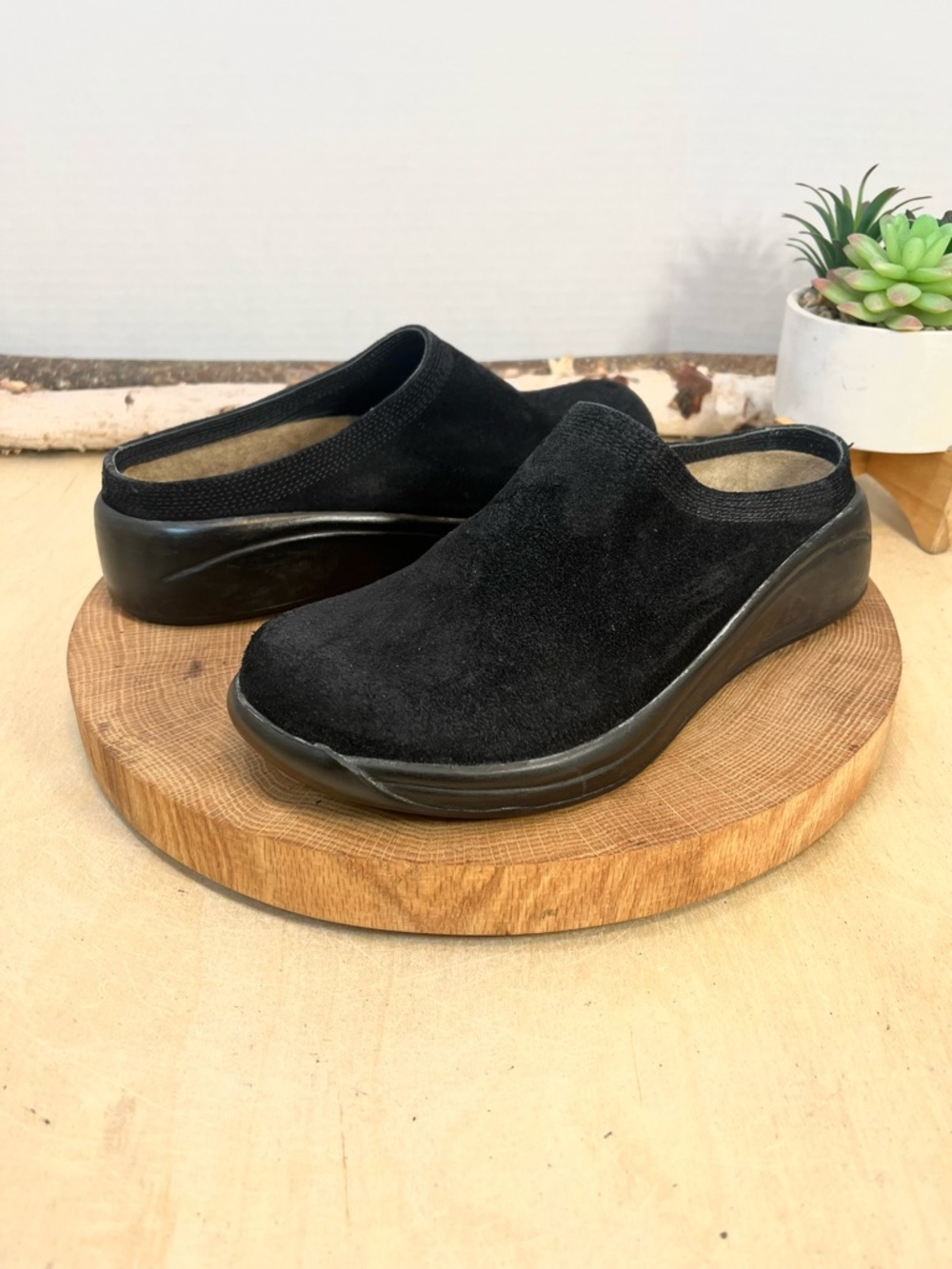 Tatami by Birkenstock Black Suede Mules Clogs 37 Narrow 6-6.5
